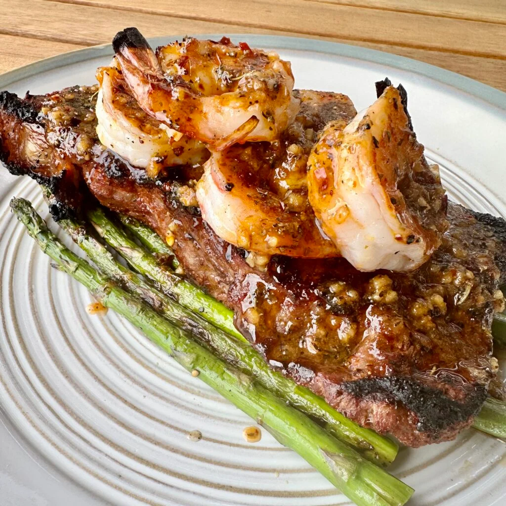 steak and shrimp dinner 1024x1024